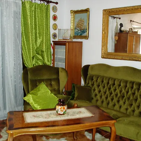 Seaside House Starigrad, Paklenica - 11240 Сasa de vacaciones