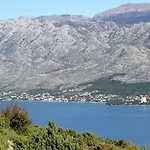 Seaside House Starigrad, Paklenica - 11240 Сasa de vacaciones